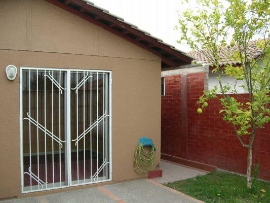moderna-casa-con-excelente-conectividad-(153054)-8
