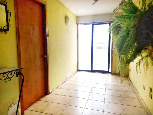 gran-casa-independiente-con-patio-cerro-placeres-7