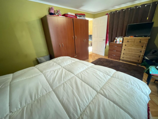 p20251188z6f-6