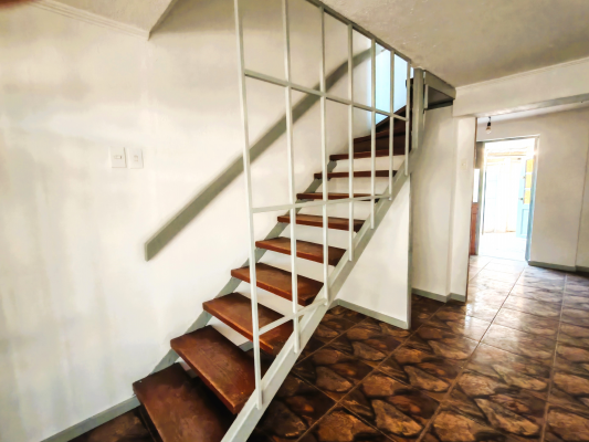 venta-casa-villa-alemana-4d-1b-troncos-viejos-5