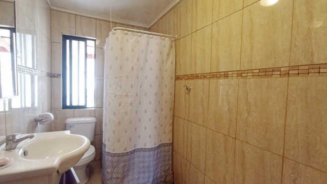crisol-vende-hermosa-casa,-amplia,-central-en-q-7