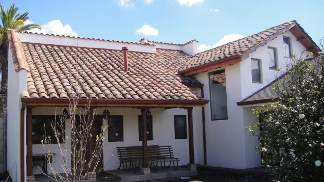 linda-casa-de-389-m2-en-sitio-1084-m2-en-secgor-9