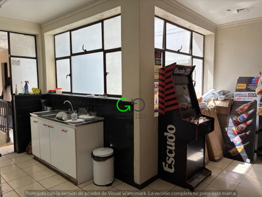se-vende-propiedad-de-940-m2-a-pasos-de-la-plaz-5