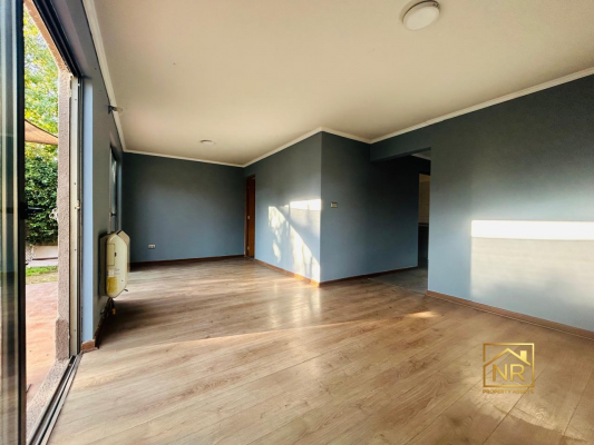 excelente-casa-familiar-con-4d-3b-y-430-m2-d-3