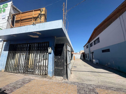se-vende-gran-terreno-con-destino-comercial-(15-8