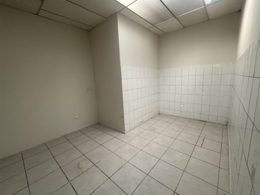105139389-8