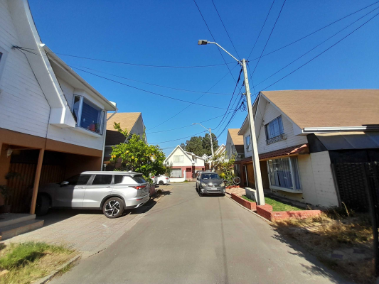 condominio-cerrado-casa-de-2-pisos-(165378)-4