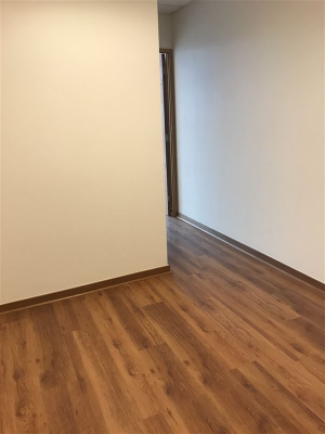 103053204-4
