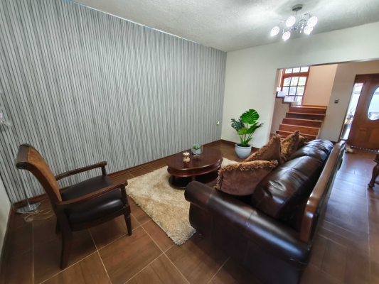 amplia-casa-con-uso-comercial-(161080)-7