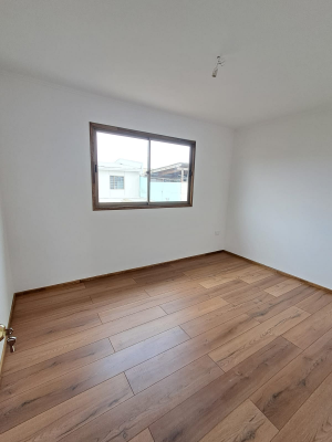 p20267371elb-4