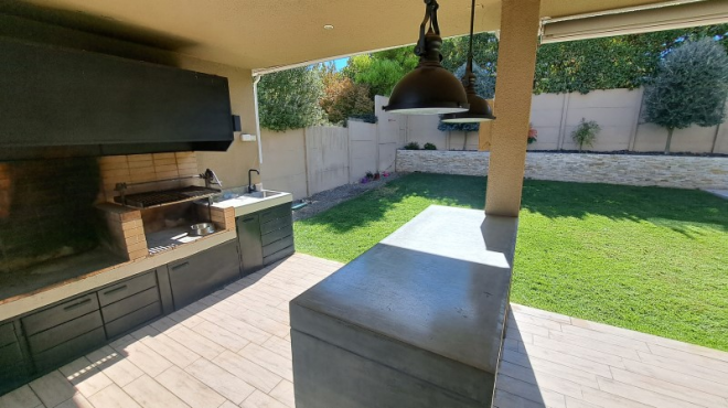 -8