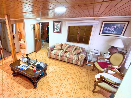 4-dorm-|-2,5-banos-|-patio-y-jardin-(167106)-9