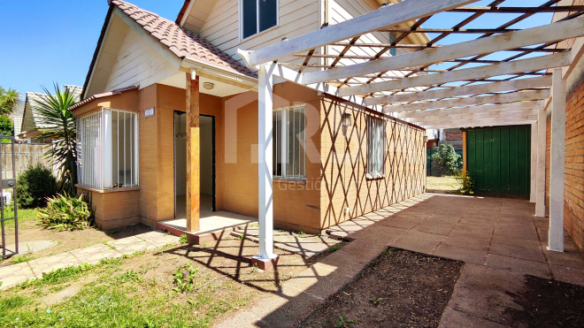 venta-casa-3-habitaciones,-gran-patio,-lampa-(1-4