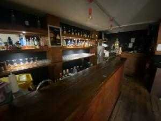 local-con-patente-cabaret,-restaurant,-alcoho-(-7