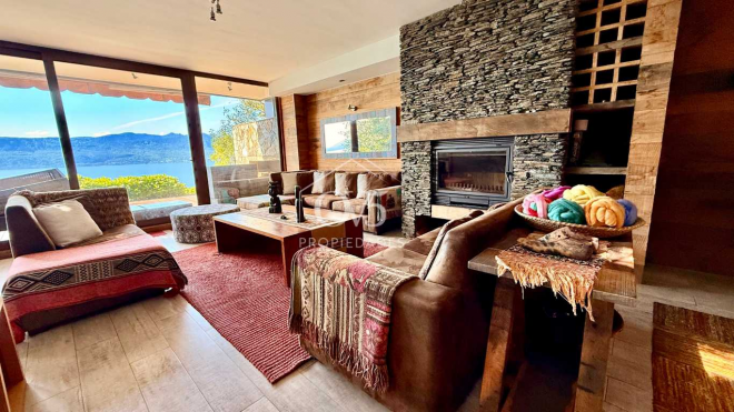preciosa-casa-en-condominio-con-vista-al-lago-(-6