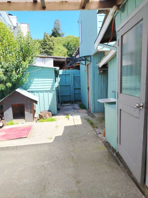 -4