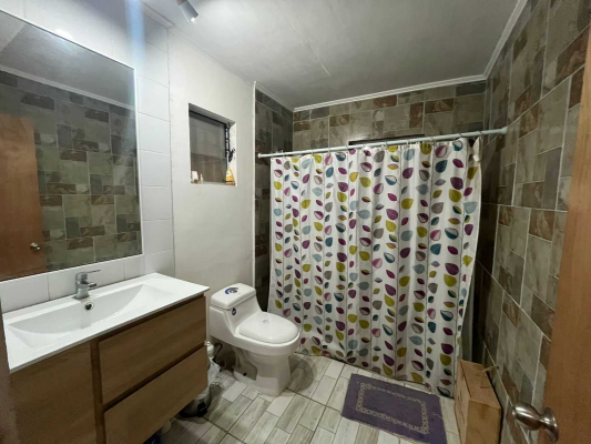 moderna-casa-con-excelente-conectividad-(164136)-4