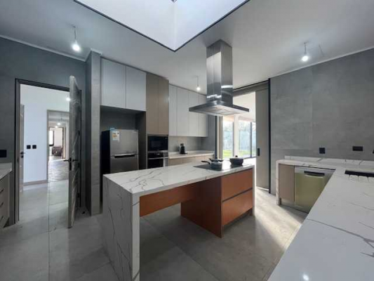 nueva!-la-reina-alta-condominio-(94814)-8