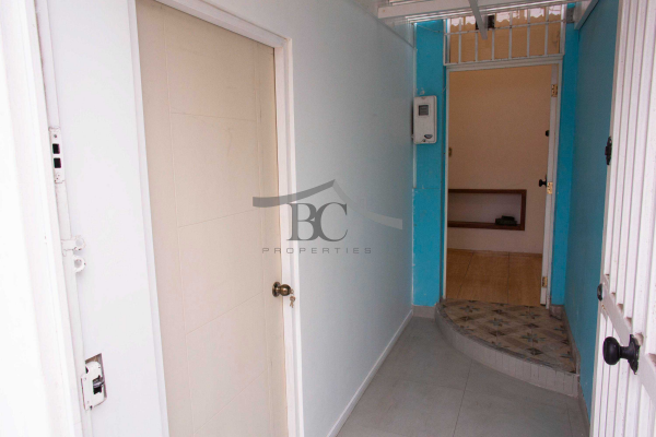 se-vende-casa-con-uso-de-suelo-comercial-(112741)-3