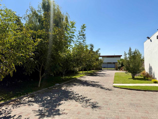 hermosa-parcela-con-cancha-de-golf-(164478)-3