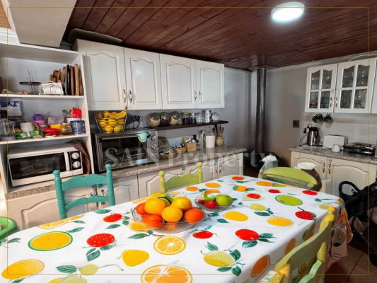 propiedad-solida-en-sector-residencial-(164651)-7