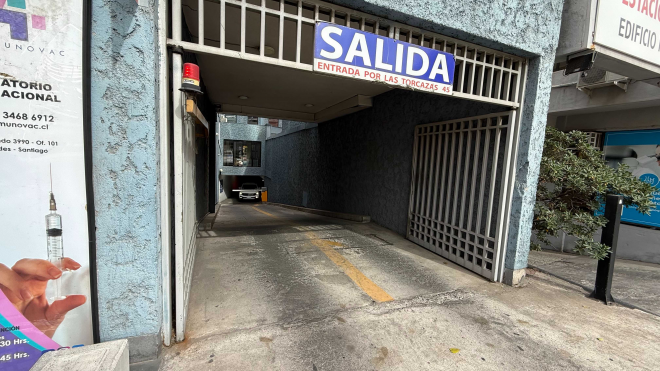 estacionamiento---medico-alcantara-(165408)-9