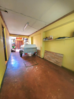 amplia-casa-en-venta,-a-pasos-del-centro-de-los-6