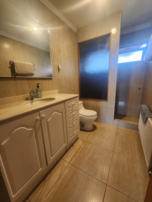 casa-a-la-venta-de-alto-estandar-en-camino-botr-8