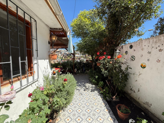 casa-3d-2b-con-patio-en-cerro-alegre,-valparaiso-4