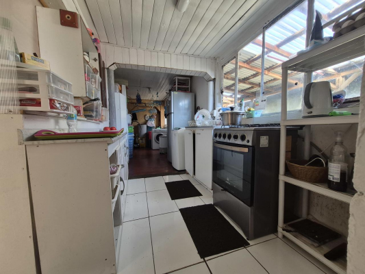 venta-de-amplia-propiedad-en-calle-progreso-chi-3