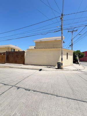 venta-casa-2-pisos-sector-norte-5