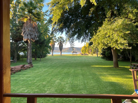 hermosa-casa-con-38-mts-de-rivera-lago,-el-es-6