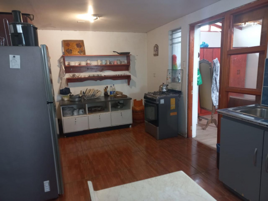 casa-solida-en-tranquila-zona-de-maria-pinto-17-9