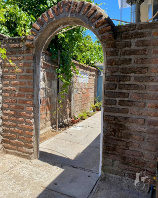 casa-con-6d,-3b,-3e,-y-adicional-un-depto-9