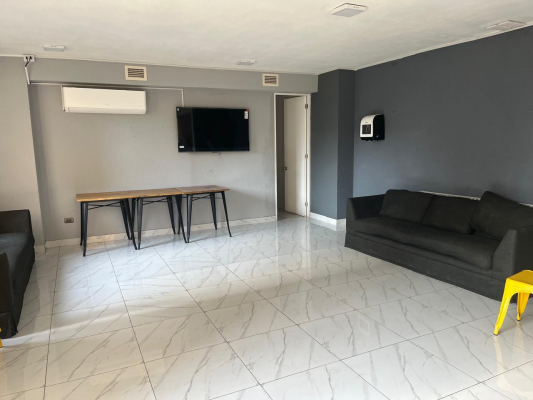 departamento-estudio-lado-mall-y-metro-5
