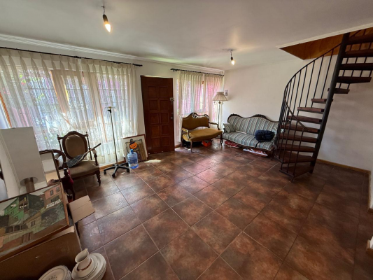 casa-3d-2b-con-patio-en-cerro-alegre,-valparaiso-8