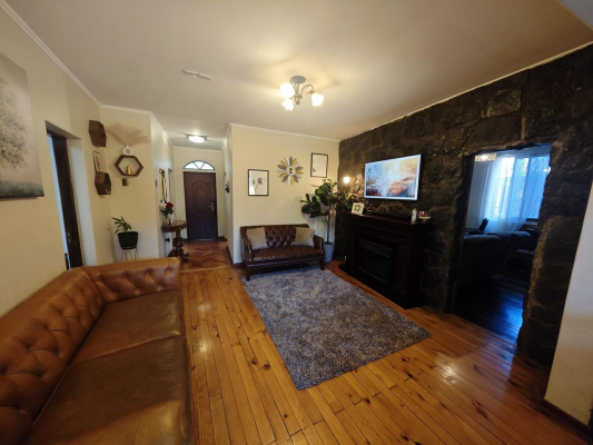 casa-en-venta-de-5-dormitorios-en-quinta-normal-6