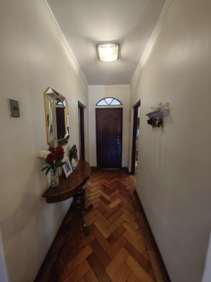 casa-en-venta-de-5-dormitorios-en-quinta-normal-9