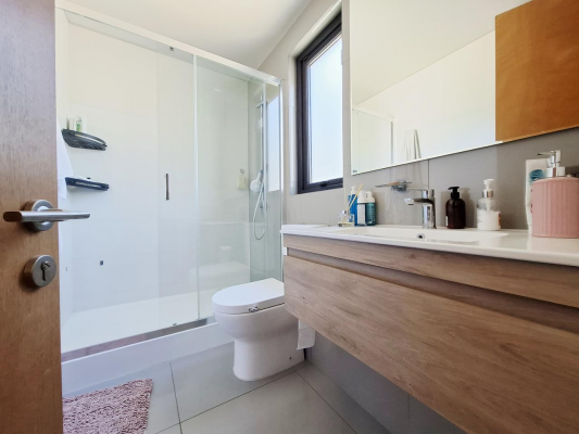 venta-casa-4-dormitorios-2-en-suite-bosques-de--3