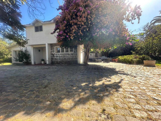 espectacular-casa-con-piscina-(166607)-5