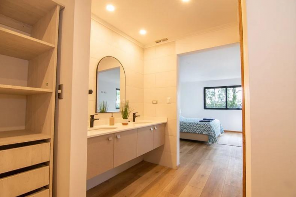 amplia-y-elegante-casa-en-la-puntilla-con-gran--4
