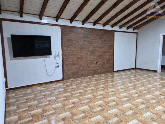 hermosa-casa-en-parcela-con-aislacion-termica-3
