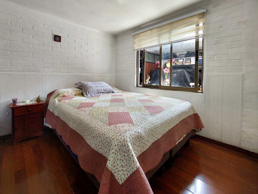 casa-amplia-con-excelente-conectividad-(167789)-7