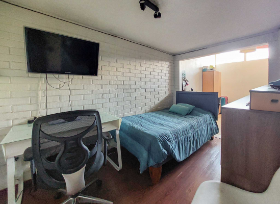 casa-amplia-con-excelente-conectividad-(167789)-8