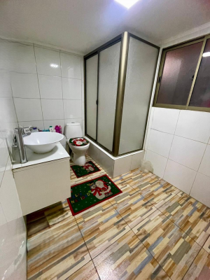 casa-en-el-bosque-con-piscina-y-4-dormitorios-9