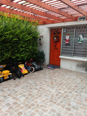 se-vende-linda-casa-de-2-pisos-villa-alemana-7