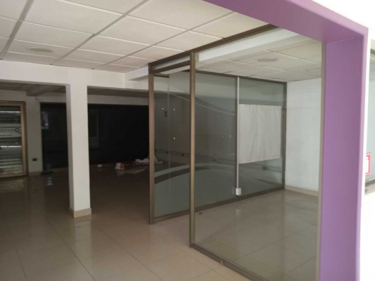 excelente-local-en-zona-de-alto-trafico-(167981)-7