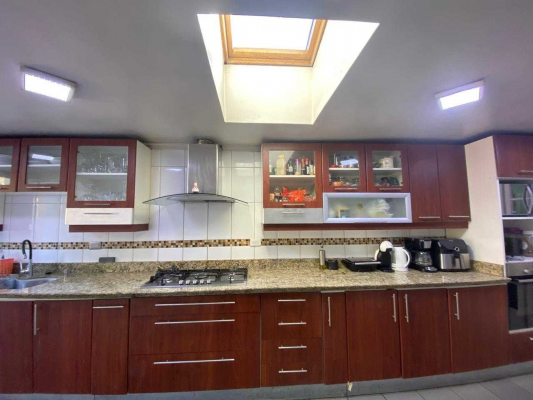 casa-2-pisos,-4d+3b+3e,-300-m2,-quilicura-(110157)-8
