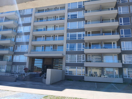 increible-depto-con-patio-en-brisas-del-sol-6