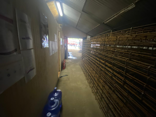 se-vende-local-comercial-en-plena-avenida-princ-9